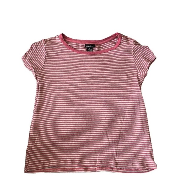 ✨Rue21 Favorite Tee Striped Pink, Grey & White Striped Super Soft Tee✨ - Picture 3 of 8